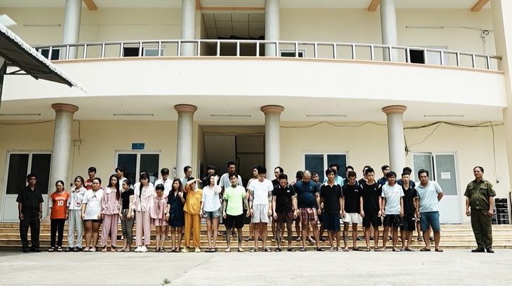 Từ đối tượng nghiện, công an TPHCM bắt 140 người trong đường dây ma túy liên tỉnh- Ảnh 3.
