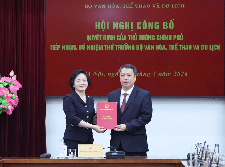 Trao quyết định tiếp nhận, bổ nhiệm ông Nguyễn Huy Dũng giữ chức Thứ trưởng Bộ VHTT&DL- Ảnh 1.