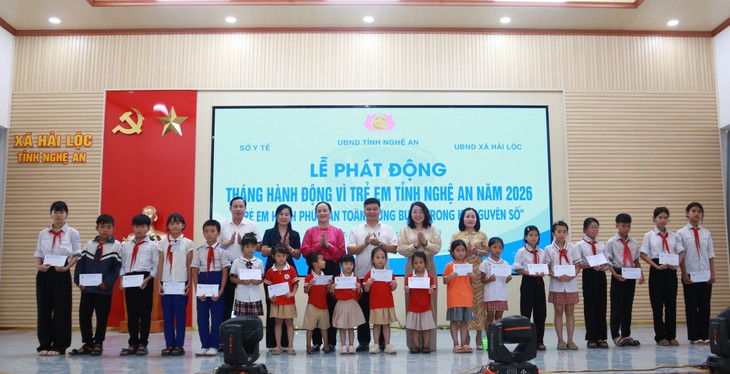 Trẻ em cần được bảo vệ cả ngoài đời thực lẫn trên không gian mạng- Ảnh 4.