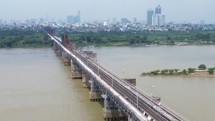 cầu long biên