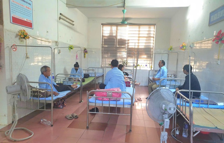 Các cơ sở y tế Thanh Hóa triển khai giải pháp chống nóng cho người bệnh- Ảnh 3.