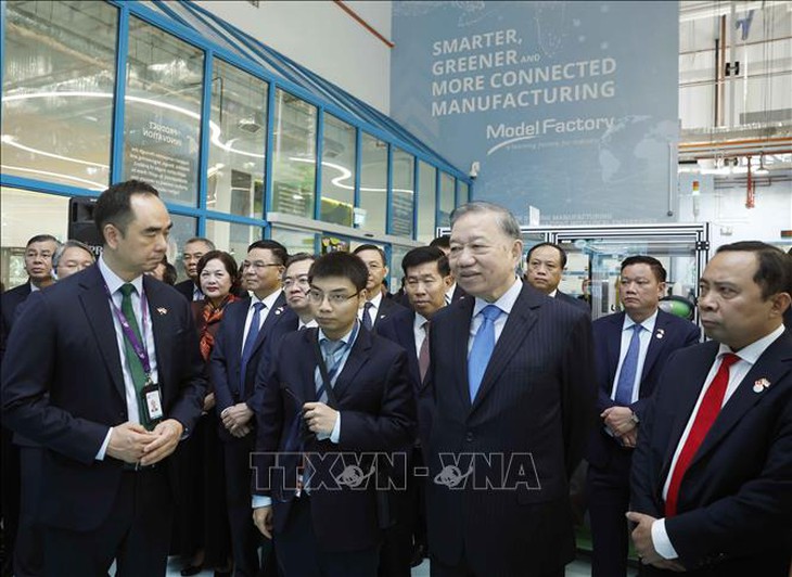 Tổng Bí thư, Chủ tịch nước Tô Lâm thăm Nhà máy mẫu cho công nghệ sản xuất tiên tiến- Ảnh 7.
