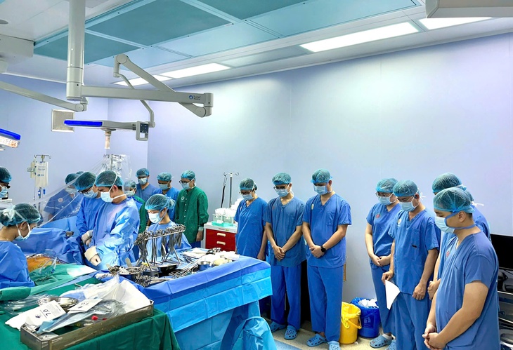 Vượt qua bất tương xứng, ghép tim thành công cho bệnh nhân suy tim giai đoạn cuối- Ảnh 1. Vượt qua bất tương xứng, ghép tim thành công cho bệnh nhân suy tim giai đoạn cuối- Ảnh 1.
