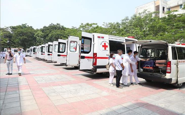 Thứ trưởng Trần Văn Thuấn: TPHCM là điểm sáng về cấp cứu ngoại viện của cả nước- Ảnh 5.