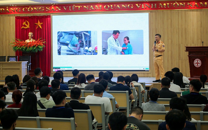 Vì sao giải thể Ủy ban An toàn giao thông Quốc gia?- Ảnh 1.
