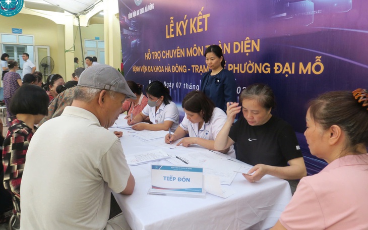 3 bệnh viện ở Hà Nội "tiếp sức" cho Trạm Y tế phường Đại Mỗ