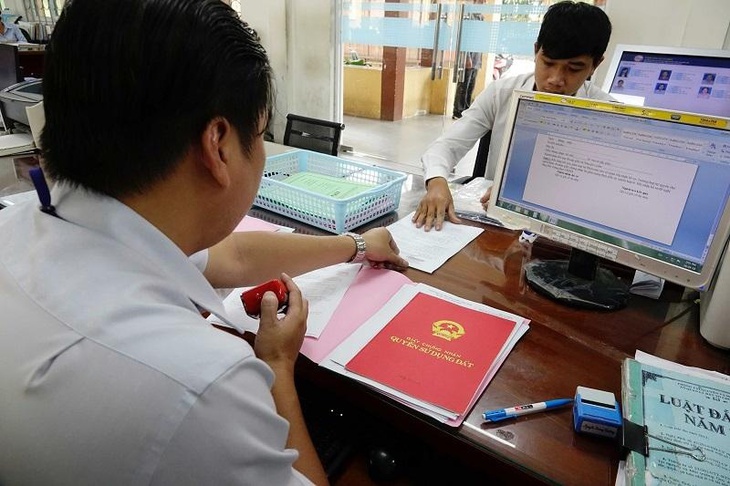 Phó Thủ tướng yêu cầu làm sạch, bổ sung dữ liệu 82,1 triệu thửa đất- Ảnh 1. Phó Thủ tướng yêu cầu làm sạch, bổ sung dữ liệu 82,1 triệu thửa đất- Ảnh 1.