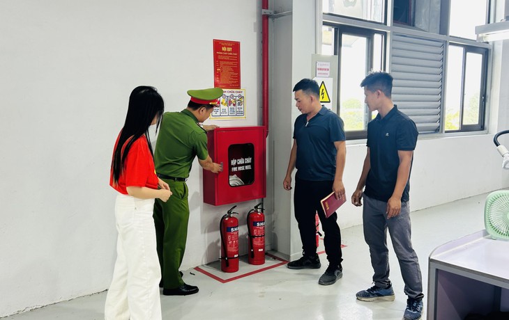 Cảnh báo những thói quen ngày hè dễ rước họa cháy nổ và cách phòng tránh- Ảnh 4. Cảnh báo những thói quen ngày hè dễ rước họa cháy nổ và cách phòng tránh- Ảnh 4.
