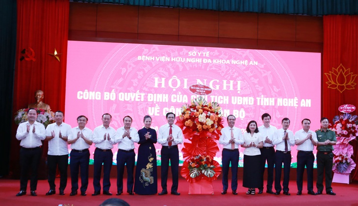 Tân Giám đốc Bệnh viện Hữu nghị Đa khoa Nghệ An: Xây dựng bệnh viện thông minh, chuyên nghiệp và hiện đại- Ảnh 4.