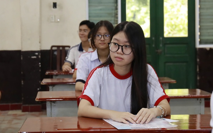 Cập nhật đề thi, đáp án môn Toán vào lớp 10 năm 2026 tại TPHCM- Ảnh 11.