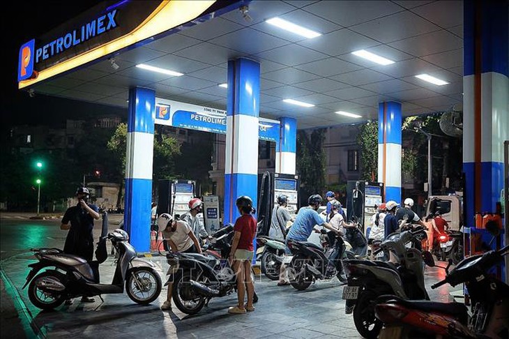Hà Nội trước thời điểm chuyển đổi xăng E10- Ảnh 5. Hà Nội trước thời điểm chuyển đổi xăng E10- Ảnh 5.