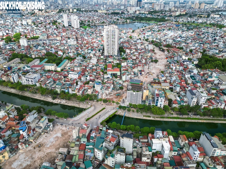 Cận cảnh một đoạn đường Vành đai 2,5 sắp thông xe tạm trong tháng 6- Ảnh 3.