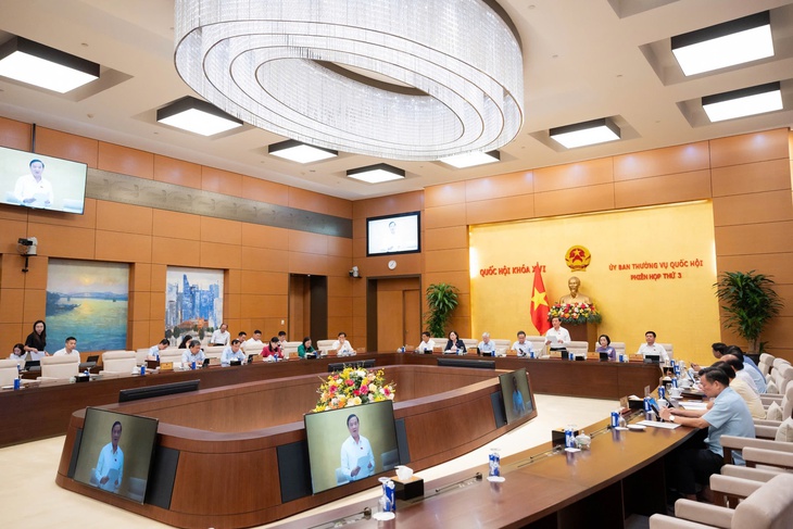 Đề xuất rút ngắn thời hạn xem xét, quyết định áp dụng biện pháp đưa người đi cai nghiện bắt buộc- Ảnh 1.