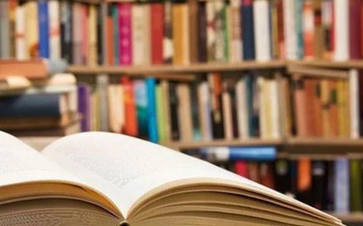 Nhà xuất bản Hội Nhà văn bị phạt 100 triệu đồng, đình chỉ hoạt động 2 tháng để rà soát- Ảnh 2.
