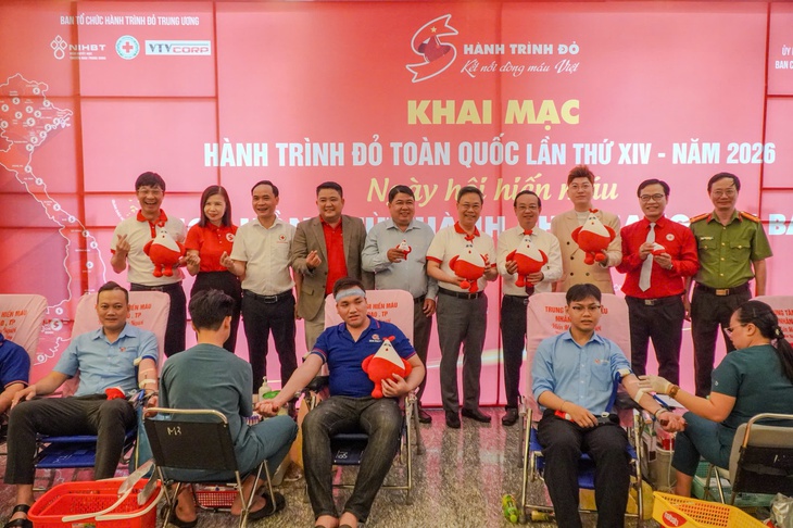 Giọt hồng của lòng nhân ái trao cơ hội sống cho nhiều người bệnh- Ảnh 4.