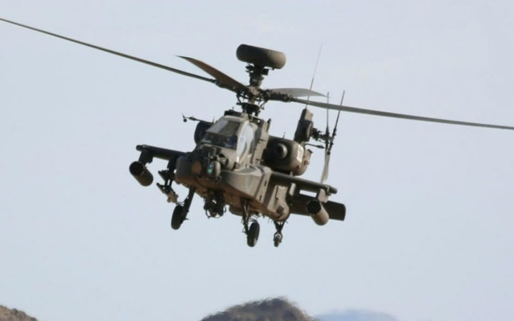 Trực thăng MH-60S Seahawk của Hải quân Mỹ rơi xuống Biển Ả Rập - Ảnh 2.