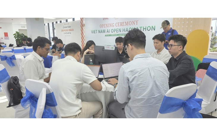 Ra mắt Trung tâm Quốc gia hỗ trợ sản xuất thử chip bán dẫn đầu tiên của Việt Nam - Ảnh 4.