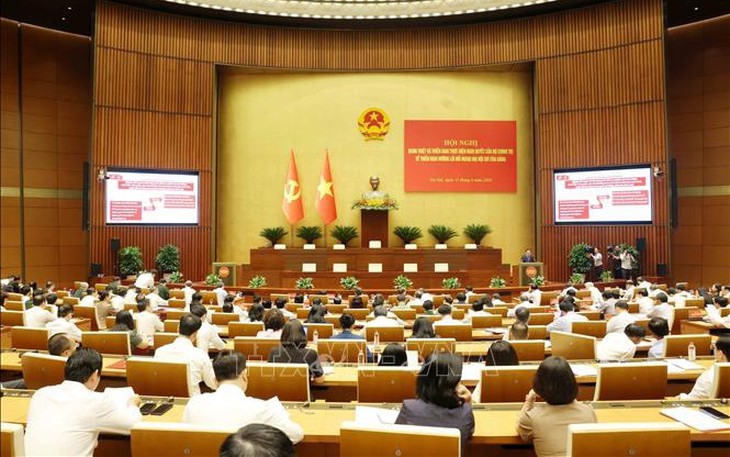 Hội nghị toàn quốc quán triệt các Nghị quyết, Chỉ thị của Bộ Chính trị- Ảnh 2.
