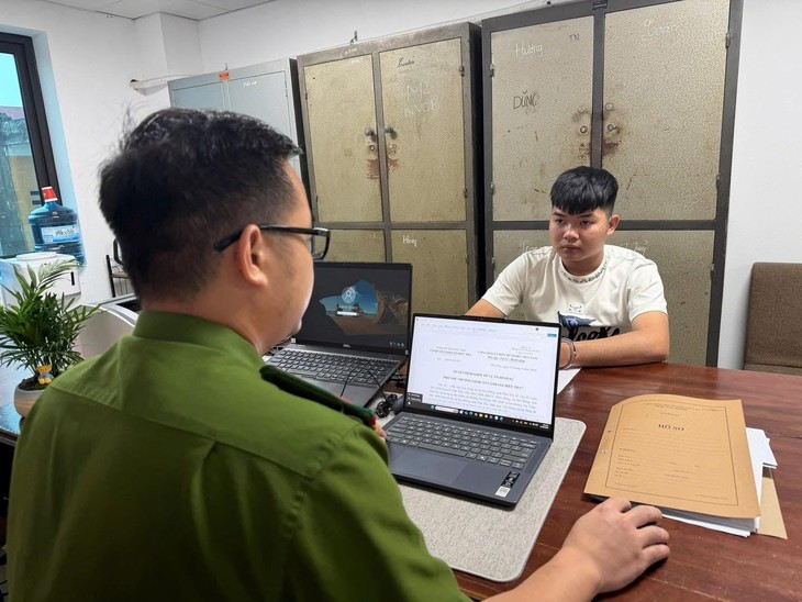 Khởi tố đối tượng dùng dao phay chém vợ và mẹ vợ trọng thương- Ảnh 1.