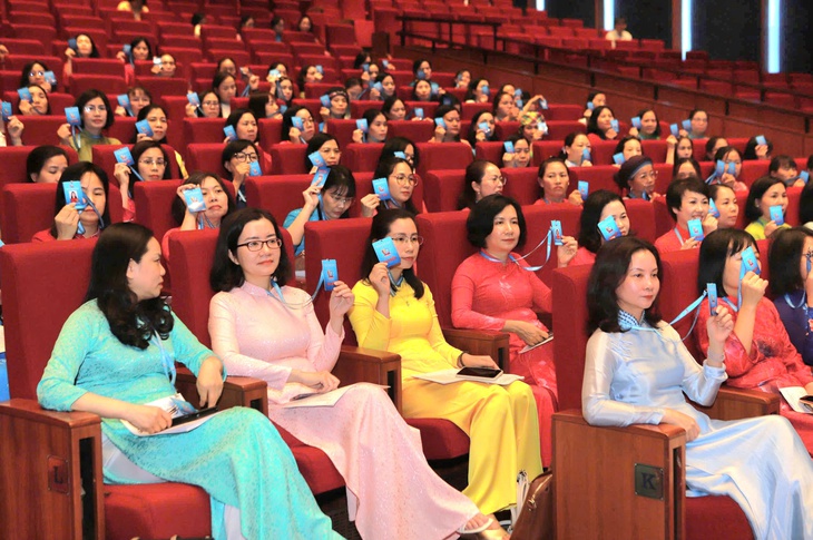 Thứ trưởng Nguyễn Thị Liên Hương trúng cử vào Ban Chấp hành Trung ương Hội LHPN Việt Nam- Ảnh 1.