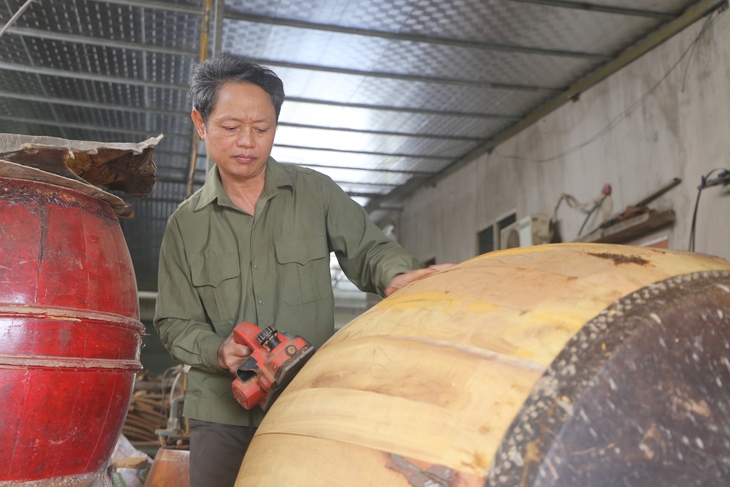 Giữ nhịp trống quê giữa vòng xoáy thị trường - Ảnh 3. Giữ nhịp trống quê giữa vòng xoáy thị trường - Ảnh 3.