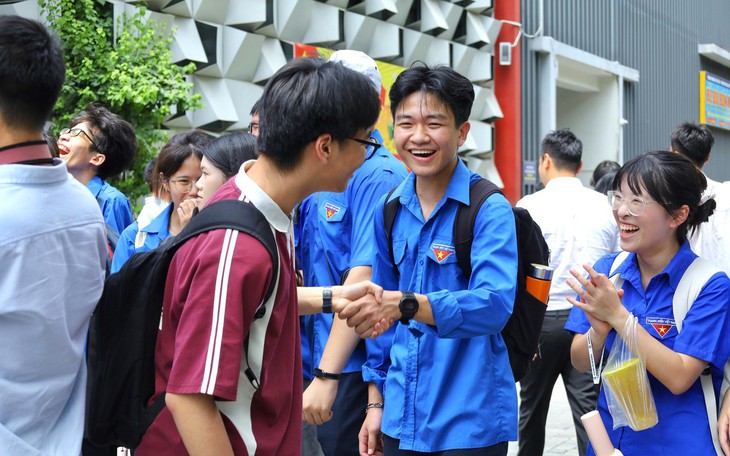 Nhập học lớp 10 tại Hà Nội chỉ có 3 ngày và những lưu ý bắt buộc- Ảnh 2.