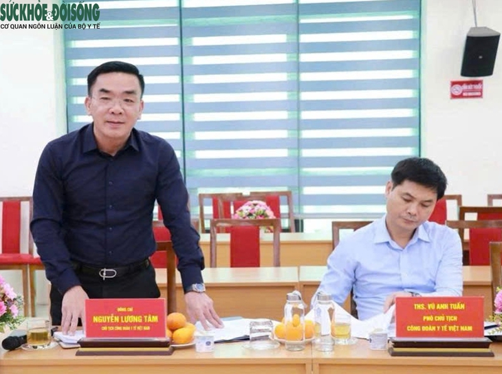 Công đoàn Y tế Việt Nam phát động thi đua hướng về Đại hội Công đoàn Việt Nam lần thứ XIV- Ảnh 1. Công đoàn Y tế Việt Nam phát động thi đua hướng về Đại hội Công đoàn Việt Nam lần thứ XIV- Ảnh 1.