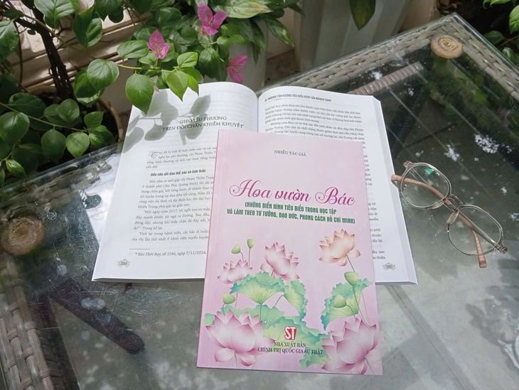 Nhiều tấm gương tiêu biểu trong ‘Hoa vườn Bác’- Ảnh 2. Nhiều tấm gương tiêu biểu trong ‘Hoa vườn Bác’- Ảnh 2.
