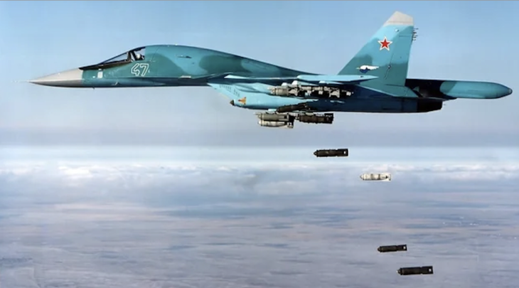 Tiêm kích Su-34 Nga đánh trúng mắt xích quan trọng trong hệ thống UAV Ukraine- Ảnh 1. Tiêm kích Su-34 Nga đánh trúng mắt xích quan trọng trong hệ thống UAV Ukraine- Ảnh 1.