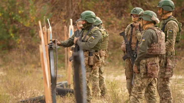 CIA đã giúp Ukraine xây dựng cỗ máy tình báo đáng gờm như thế nào? - Ảnh 1.