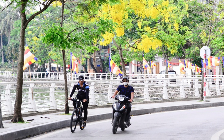 Nơi nào sẽ nắng nóng đỉnh điểm trên 40 độ vào ngày mai? - Ảnh 2.