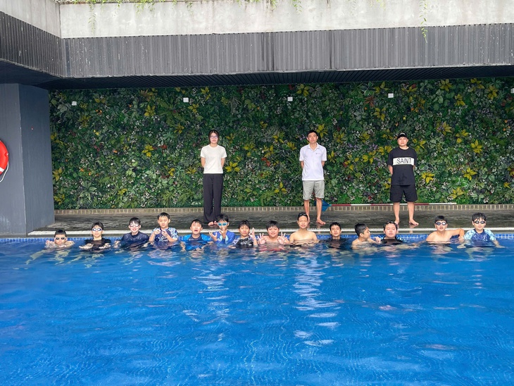 ‘Cơn sốt’ học bơi mùa hè và những lưu ý cho cha mẹ- Ảnh 3. ‘Cơn sốt’ học bơi mùa hè và những lưu ý cho cha mẹ- Ảnh 3.