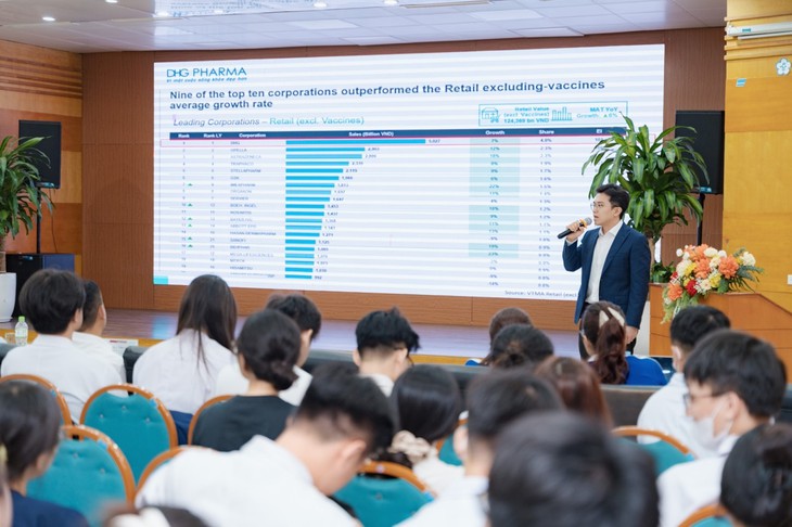 Chiến lược quản lý đau sau Zona: Tận dụng 'cửa sổ vàng' 72 giờ để ngăn biến chứng đau mạn tính- Ảnh 3. Chiến lược quản lý đau sau Zona: Tận dụng 'cửa sổ vàng' 72 giờ để ngăn biến chứng đau mạn tính- Ảnh 3.