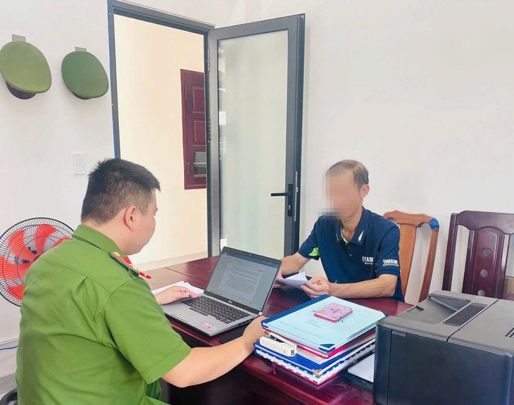 Đánh vợ, người đàn ông ở Đà Nẵng bị phạt 6,25 triệu đồng- Ảnh 1. Đánh vợ, người đàn ông ở Đà Nẵng bị phạt 6,25 triệu đồng- Ảnh 1.