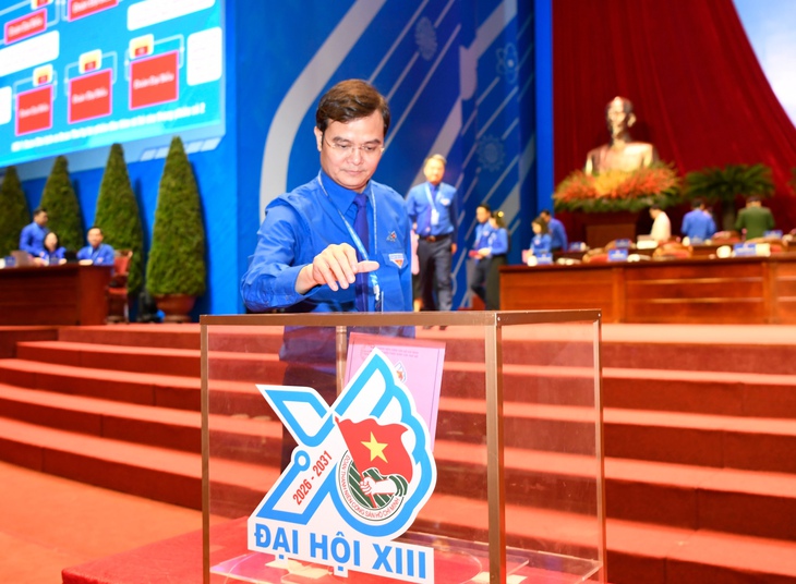 Bầu 119 người vào BCH Trung ương Đoàn khóa XIII- Ảnh 2. Bầu 119 người vào BCH Trung ương Đoàn khóa XIII- Ảnh 2.