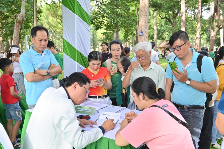 Ngày Dinh dưỡng cộng đồng Việt Nam lần 7: Từ tư vấn dinh dưỡng miễn phí đến thay đổi thói quen sống khỏe trong cộng đồng - Ảnh 1.