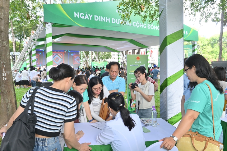 Ngày Dinh dưỡng cộng đồng Việt Nam lần 7: Từ tư vấn dinh dưỡng miễn phí đến thay đổi thói quen sống khỏe trong cộng đồng - Ảnh 3.
