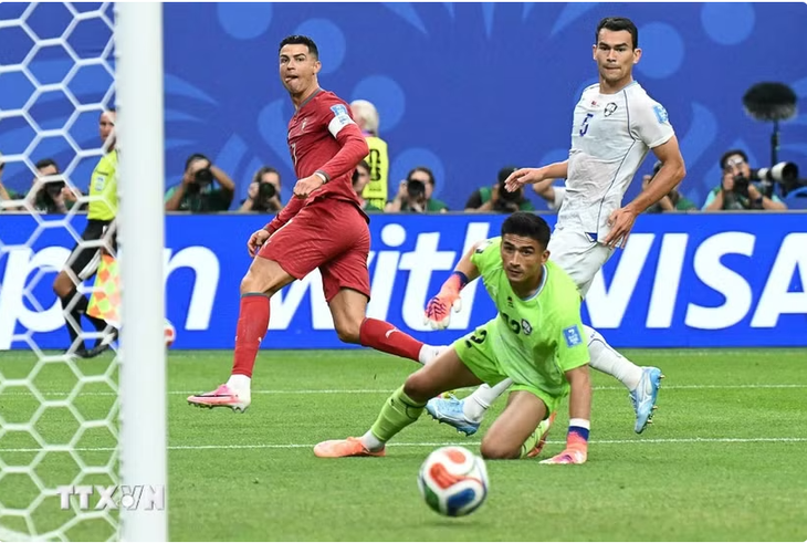 Cristiano Ronaldo lập nên kỷ lục 'vô tiền khoáng hậu' tại World Cup - Ảnh 1.