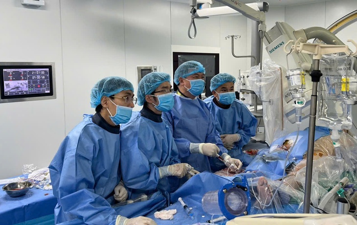 Không cần mổ tim mở, bệnh nhân 76 tuổi điều trị thành công bệnh suy tim- Ảnh 2. Không cần mổ tim mở, bệnh nhân 76 tuổi điều trị thành công bệnh suy tim- Ảnh 2.
