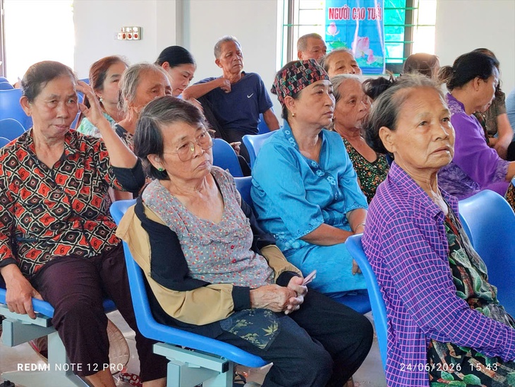 Nâng cao nhận thức, kỹ năng chăm sóc sức khỏe người cao tuổi trong bối cảnh già hóa dân số - Ảnh 2. Nâng cao nhận thức, kỹ năng chăm sóc sức khỏe người cao tuổi trong bối cảnh già hóa dân số - Ảnh 2.
