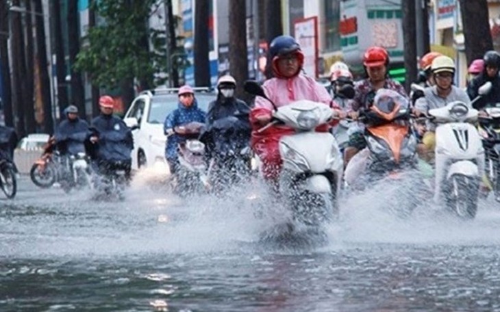 Cảnh báo mưa dông mạnh khu vực nội thành Hà Nội sáng nay- Ảnh 2.