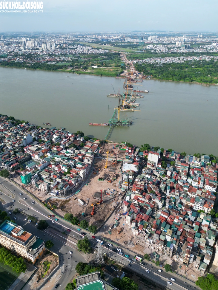 Tiến độ 'siêu cầu' vượt sông Hồng hơn 16.000 tỷ đồng sau hơn 8 tháng khởi công- Ảnh 10.