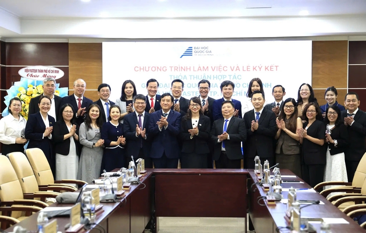 Viện Pasteur TPHCM và ĐHQG TPHCM bắt tay phát triển khoa học sức khỏe - Ảnh 2.