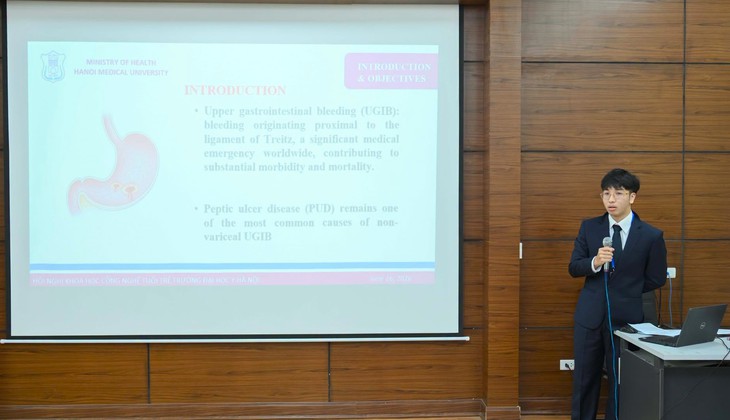 Hội nghị Khoa học và Công nghệ Tuổi trẻ Đại học Y Hà Nội: Hơn 82% báo cáo trình bày bằng tiếng Anh- Ảnh 1.
