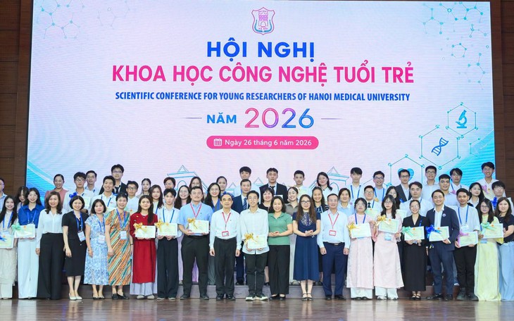 Đừng để công nghệ thay thế cha mẹ dạy con học tiếng Anh- Ảnh 3.
