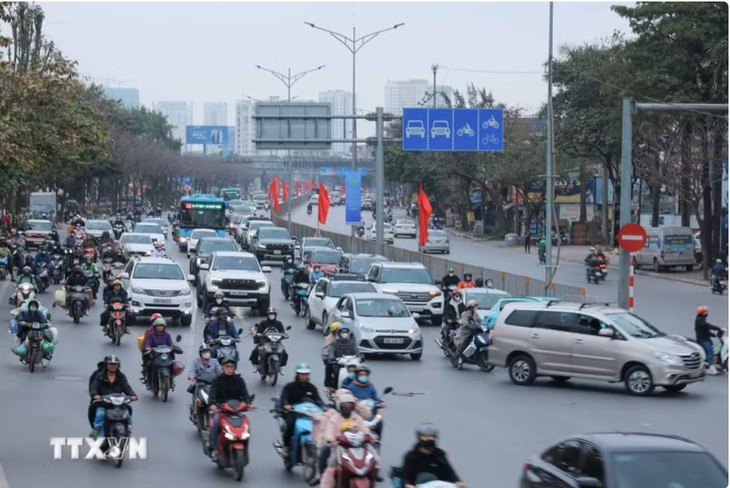 Hà Nội siết quản lý phương tiện của công nhân và xe kinh doanh vận tải- Ảnh 1.