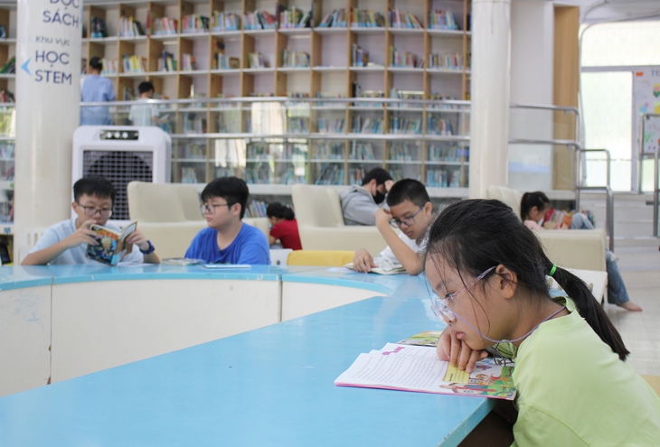 TPHCM đưa sách đến gần trẻ em, bồi đắp văn hóa đọc- Ảnh 2.
