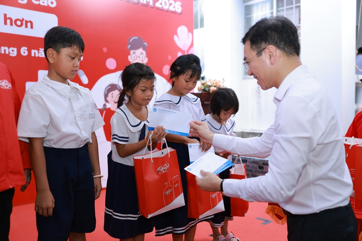 Vệ sinh phòng bệnh, nâng cao sức khỏe nhân dân từ tuyến cơ sở- Ảnh 3.