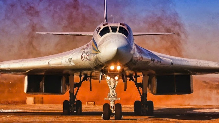 Siêu oanh tạc cơ hạt nhân Tu-160 Liên Xô từng suýt rơi vào tay Mỹ- Ảnh 1.