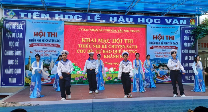Đông đảo thiếu nhi hào hứng kể chuyện sách, lan toả tình yêu quê hương- Ảnh 2.